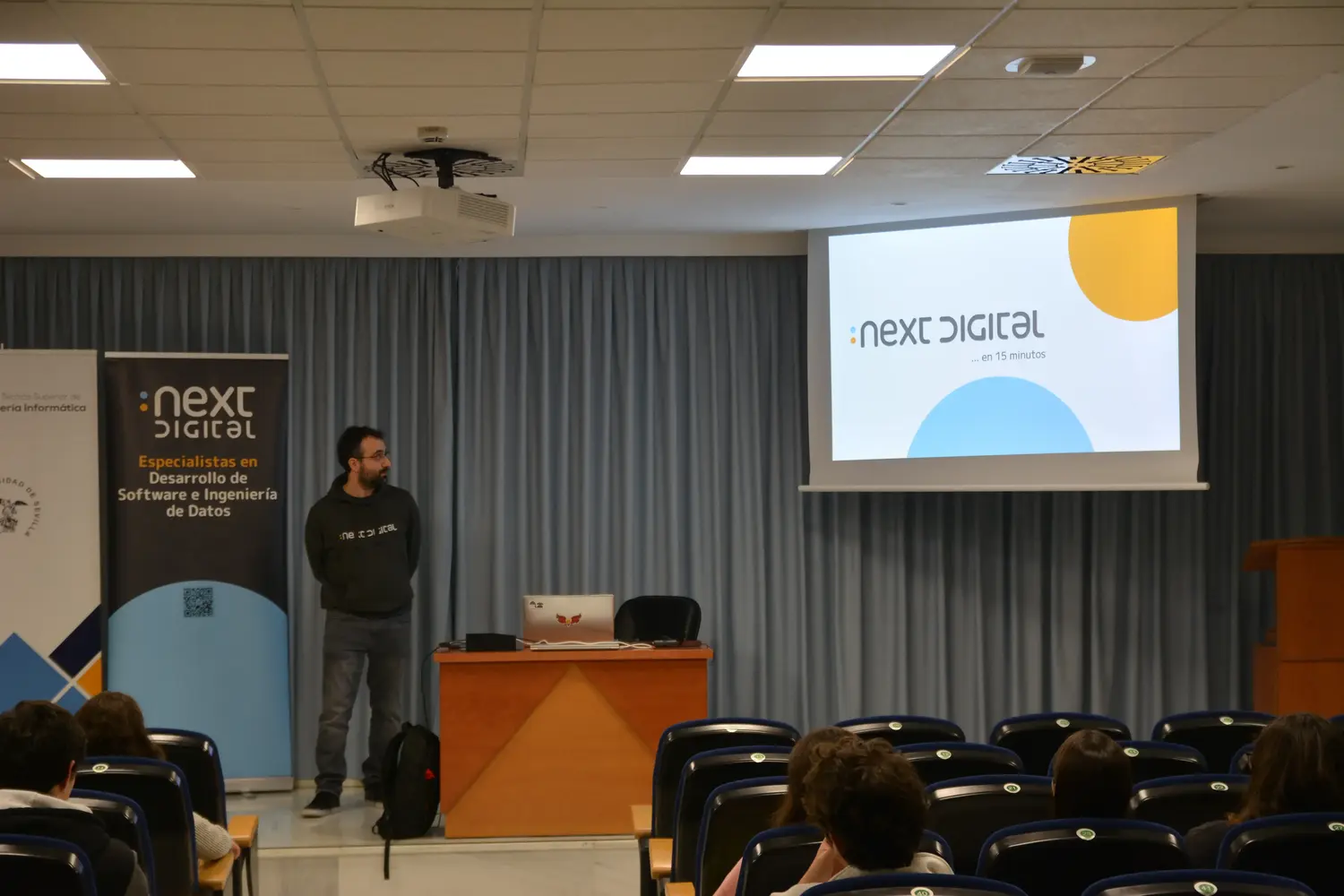 Charla next digital