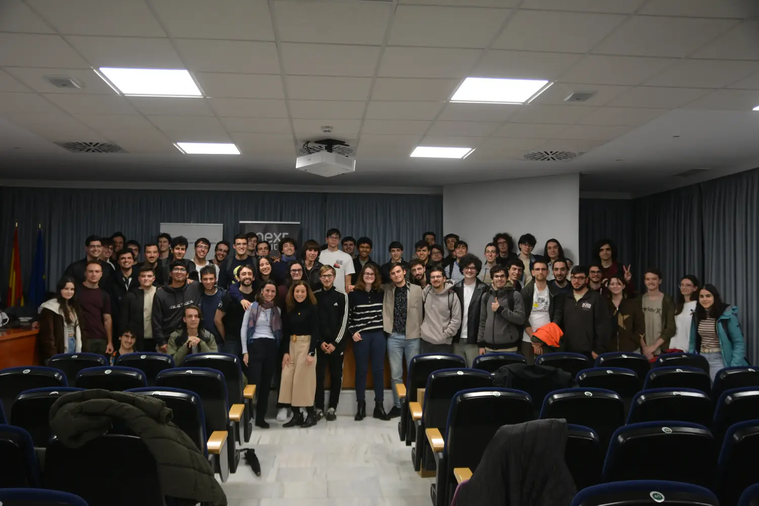 Foto grupal de los participantes del CompliCAUS V